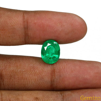 Emerald (Panna) – 6.9 Carat | Zambian Origin | Certified Natural Stone